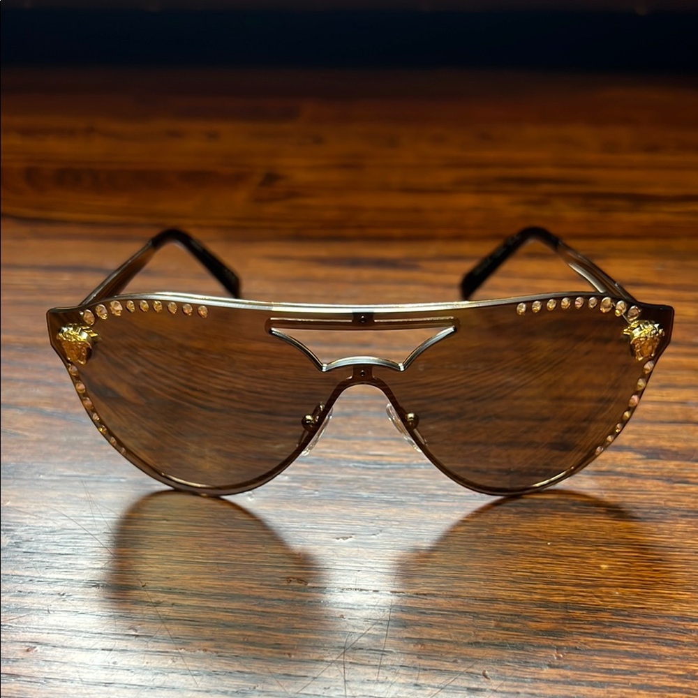 Versace Gold Aviator Sunglasses with Double Bridge - Picture 6 of 11